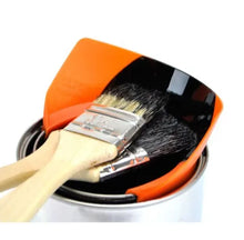 Load image into Gallery viewer, Paint Pourer Spout FLEXIBLE fit 500mls 1L 2L 4L 6L Can PAINT SAVER
